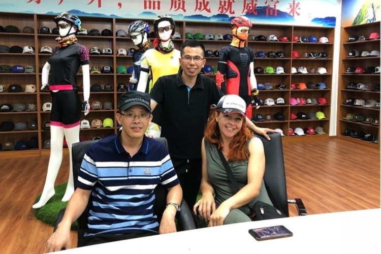 Porcellana Dragon One Apparel Company Limited Profilo Aziendale